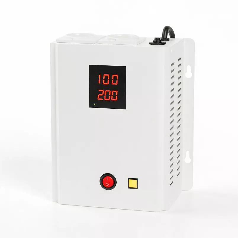 2kVA seinäasennus automaattinen jännitesäädin